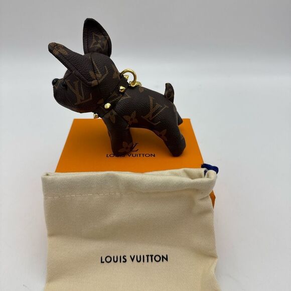 LV Dog Keychain - Picture 3 of 6